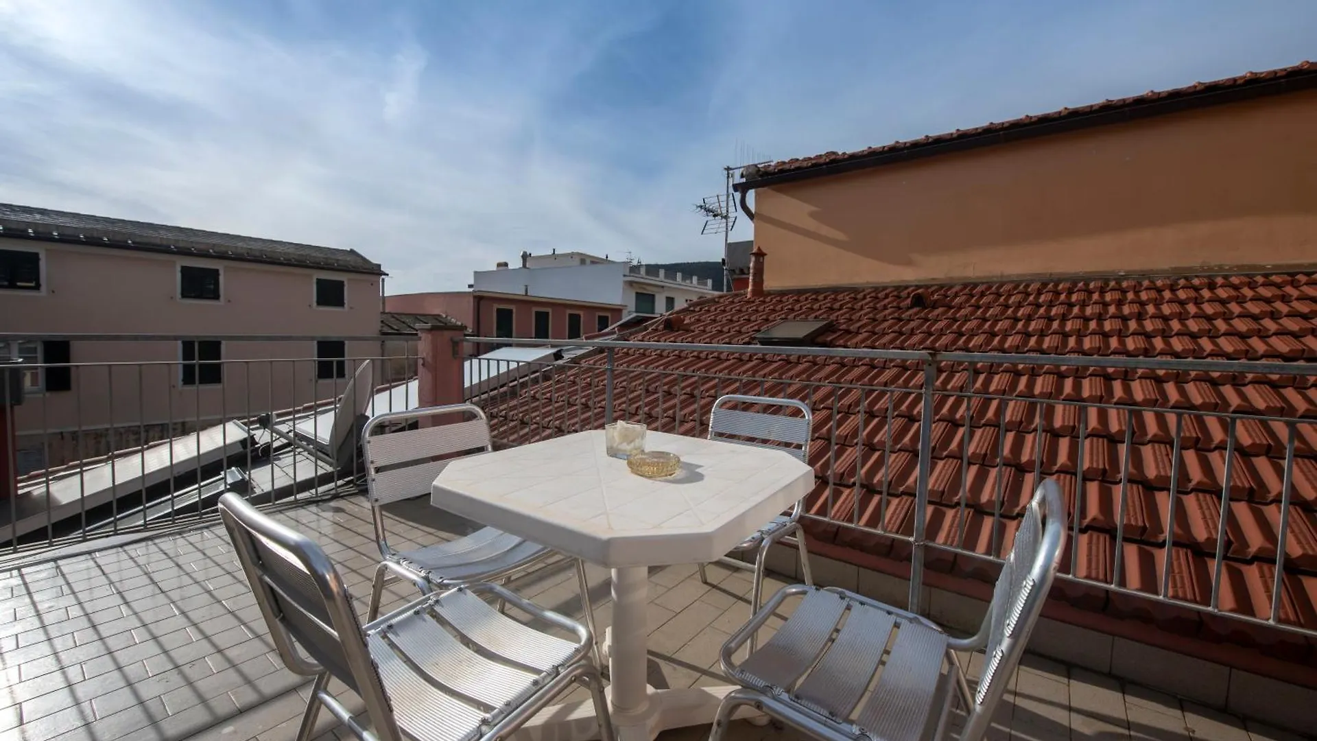 Appartamento 188B - Casa Di Nina Moneglia Con Terrazza - 2Min Dal Mare